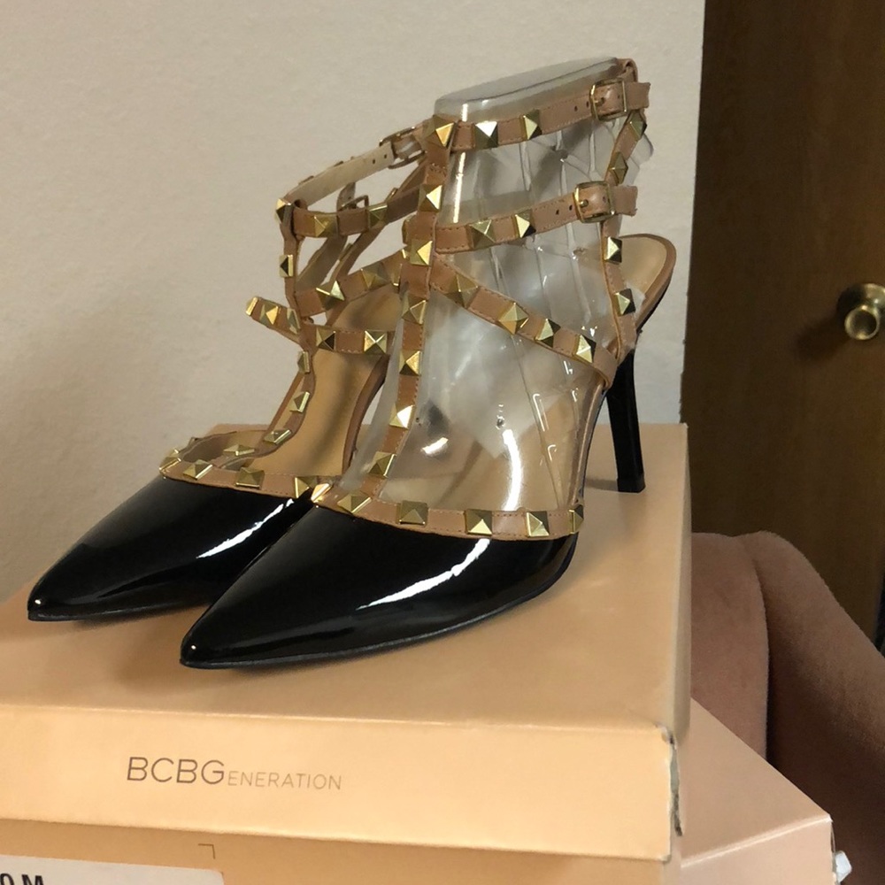 BCBG black patent heels
